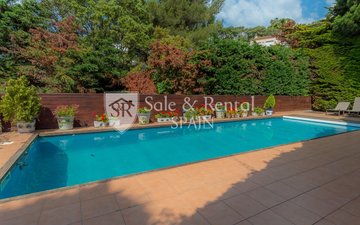 Property slide 50
