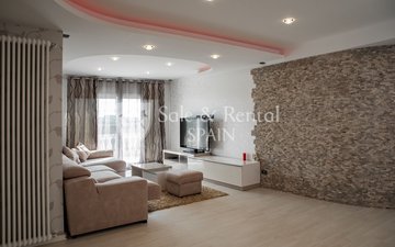Property slide 44