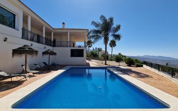 Property slide 17