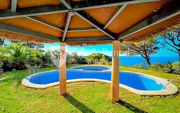 Property slide 25