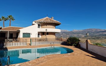 Property slide 18