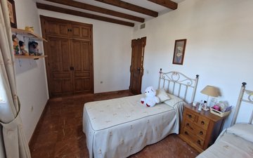 Property slide 39