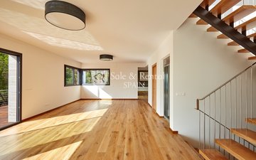 Property slide 15