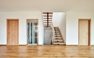 Property slide 16