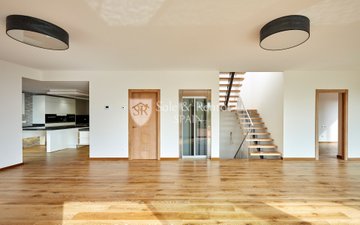 Property slide 17