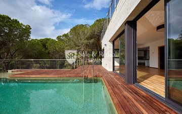 Property slide 26
