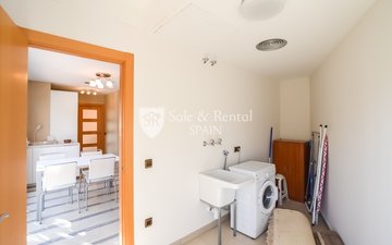 Property slide 14