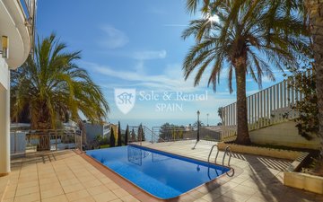 Property slide 15
