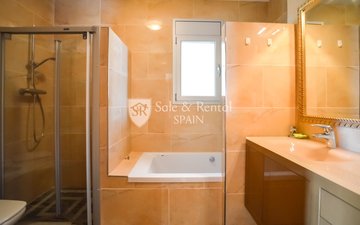Property slide 25