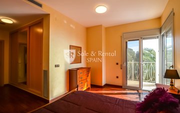 Property slide 29