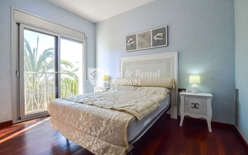 Property slide 32