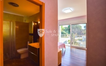 Property slide 35