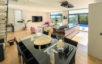 Property slide 6