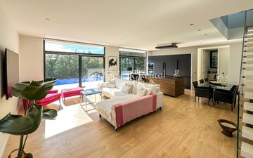 Property slide 8