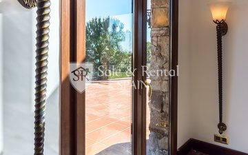 Property slide 17