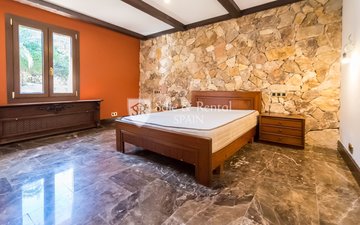 Property slide 34
