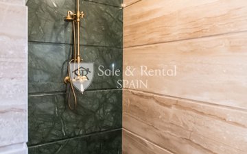 Property slide 40