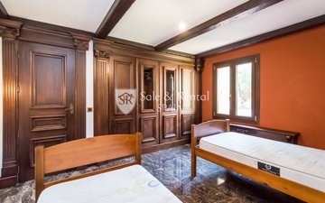 Property slide 42