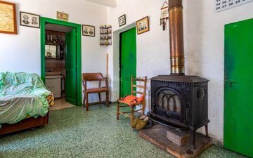 Property slide 16