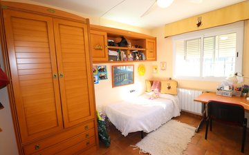 Property slide 20