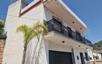 Property slide 6