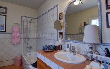 Property slide 28