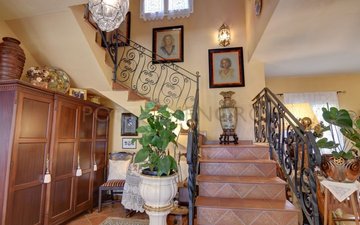 Property slide 41