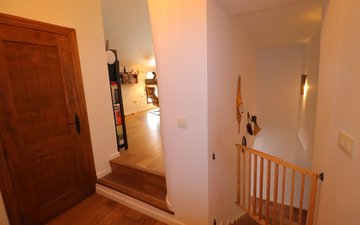 Property slide 21