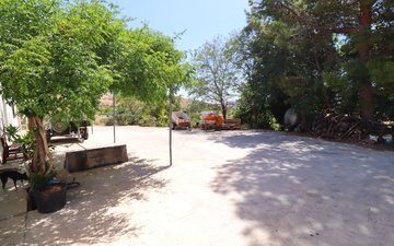 Property slide 42