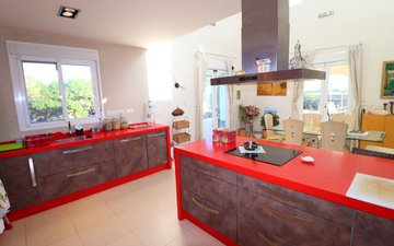 Property slide 21