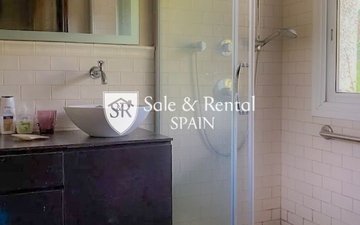 Property slide 23