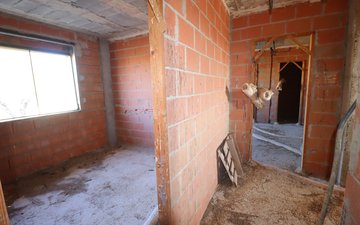 Property slide 23