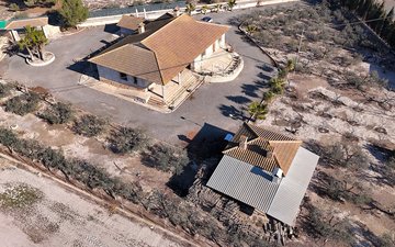 Property slide 50