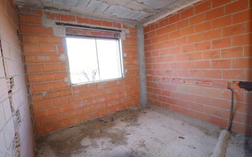 Property slide 24