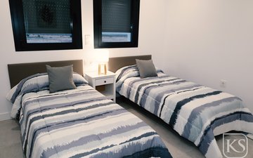 Property slide 25