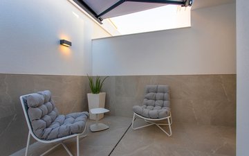 Property slide 20