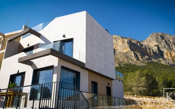 Property slide 19