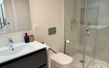 Property slide 14