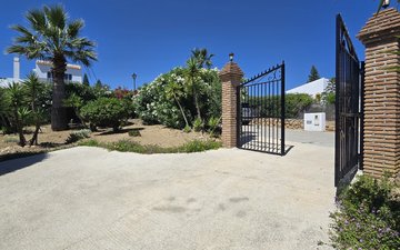 Property slide 42