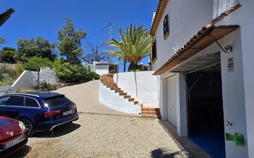 Property slide 25