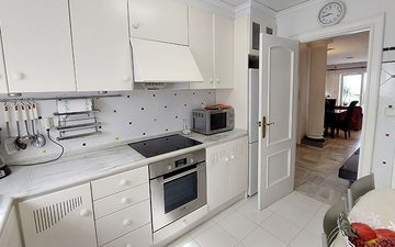 Property slide 16