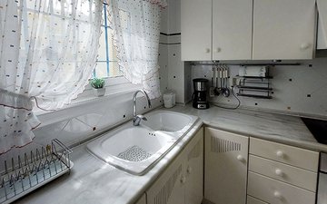 Property slide 17