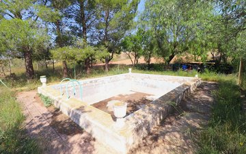 Property slide 46