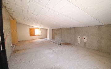 Property slide 31