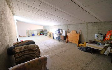 Property slide 24