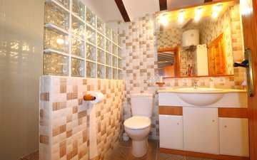 Property slide 39