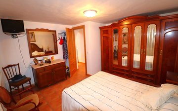 Property slide 21