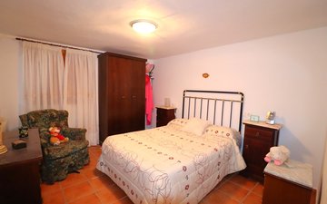 Property slide 16