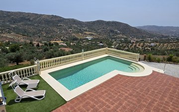 Property slide 16