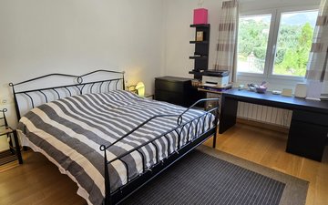 Property slide 31